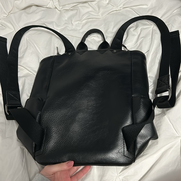 MATT & NAT BACKPACK - Picture 2 of 2